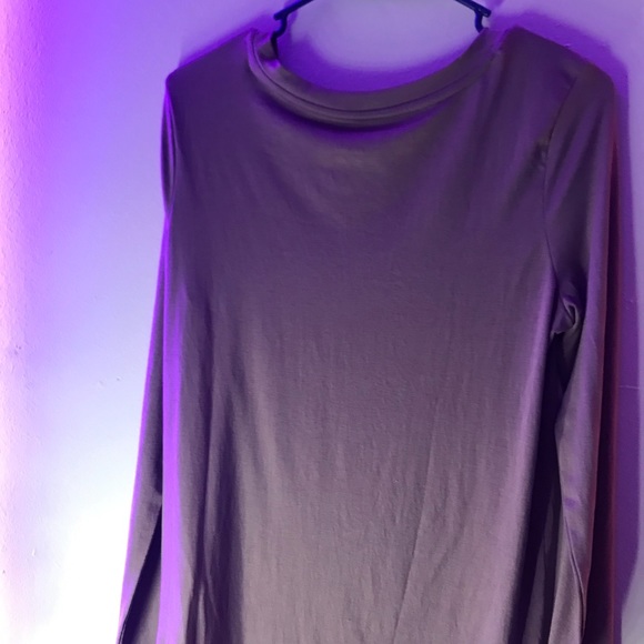 SO vneck long sleeve - Picture 3 of 4